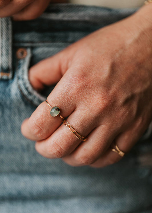 chain ring paired with alyce gemstone chalcedony