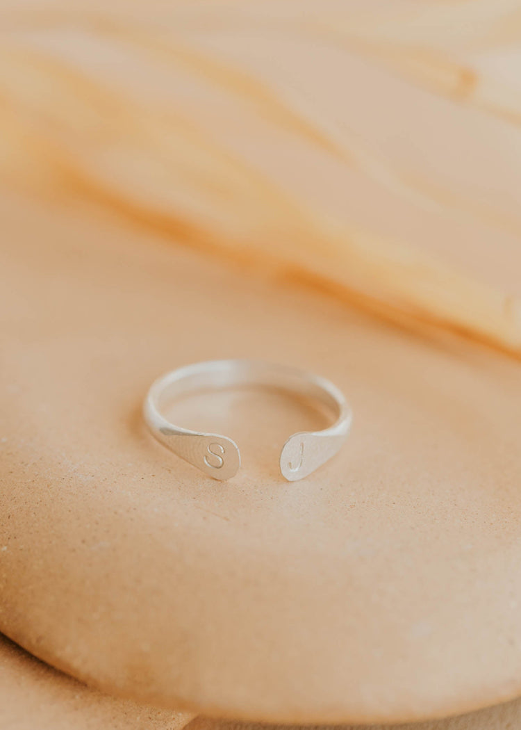 Ivy Initial Ring