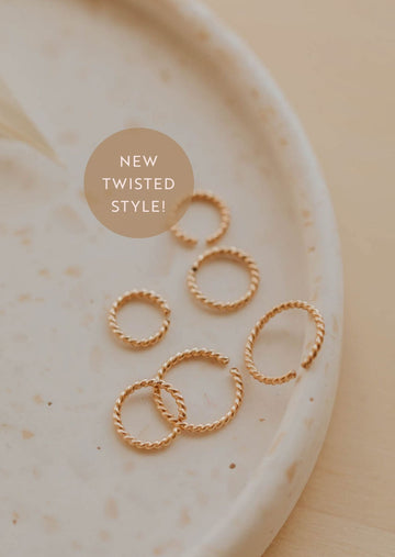 Hello Adorn - Tiny Twisted Hoop Earrings 9mm
