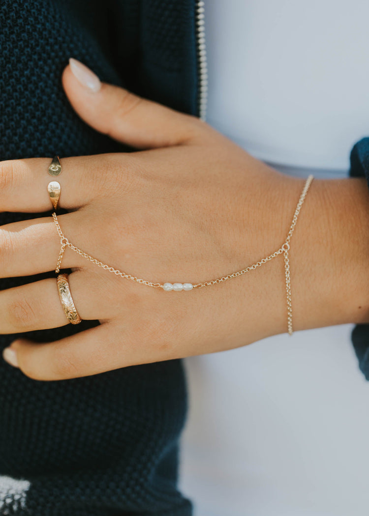 Sloane Hand Chain