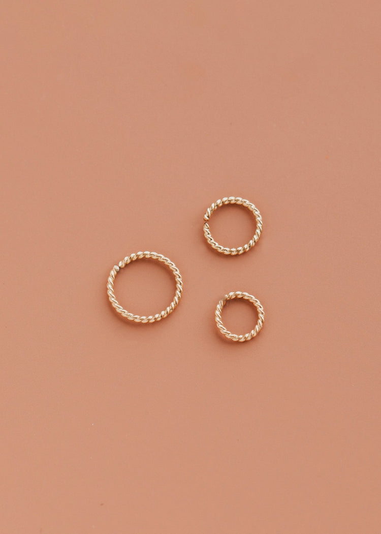 Twisted Tiny Nose Hoop