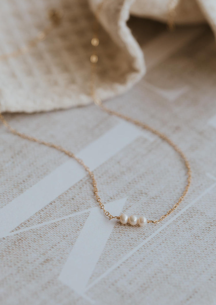 Pearl Linked Necklace
