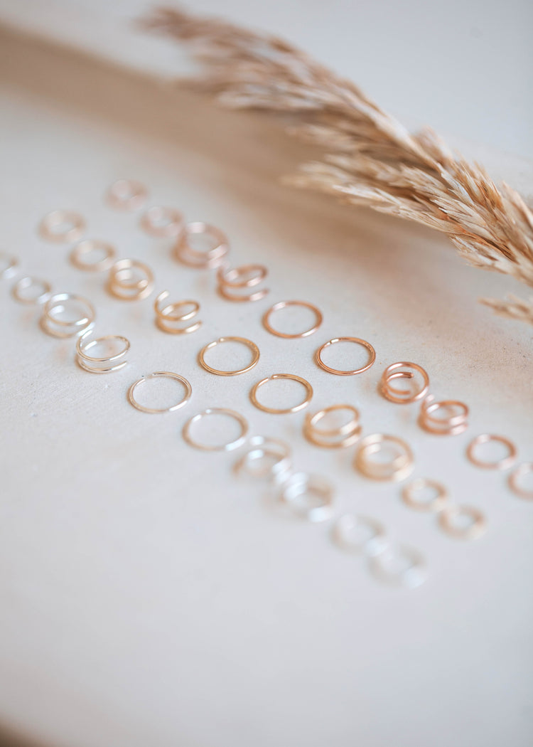 Single - Tiny Twist Earring